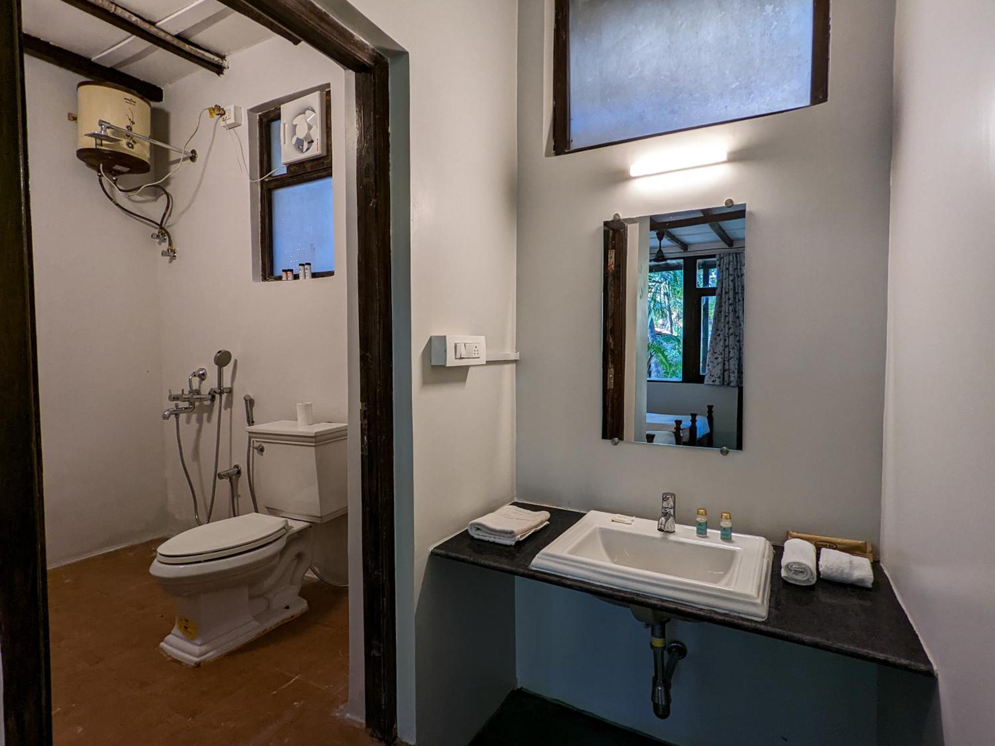 De Soul Sante Beach Resorts Morjim Goa Εξωτερικό φωτογραφία